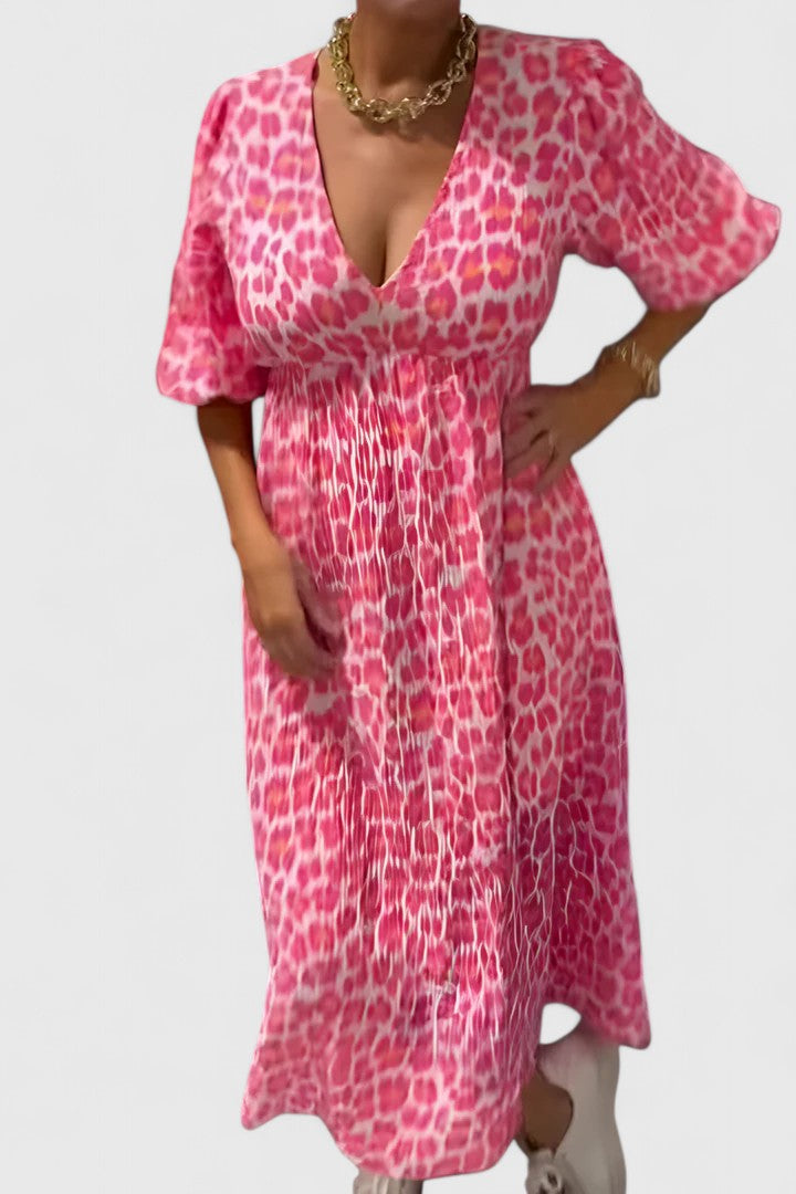 קטריבה - שמלה מתוחכמת