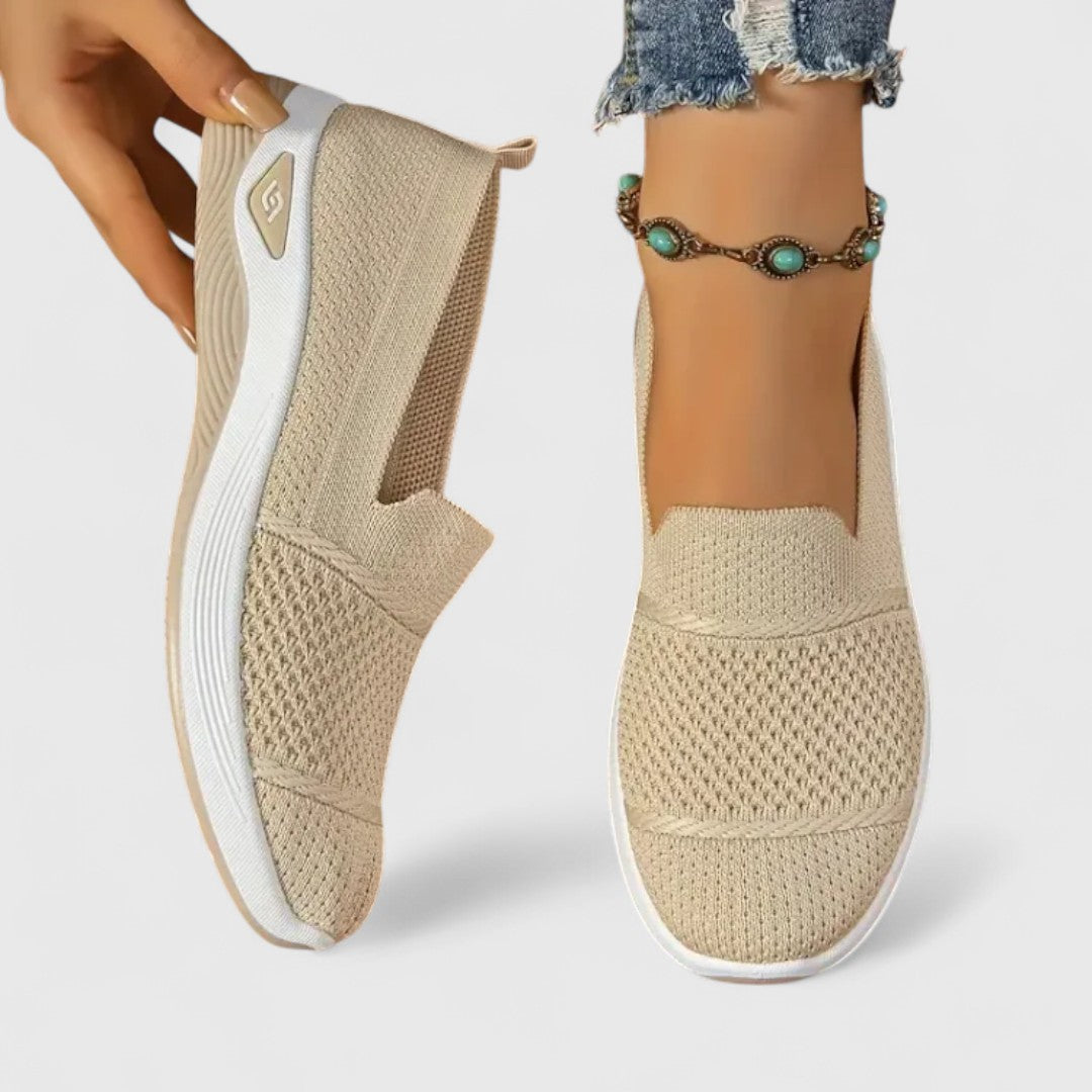 אזליה - נעלי ספורט אורתופדיות ללא שרוכים