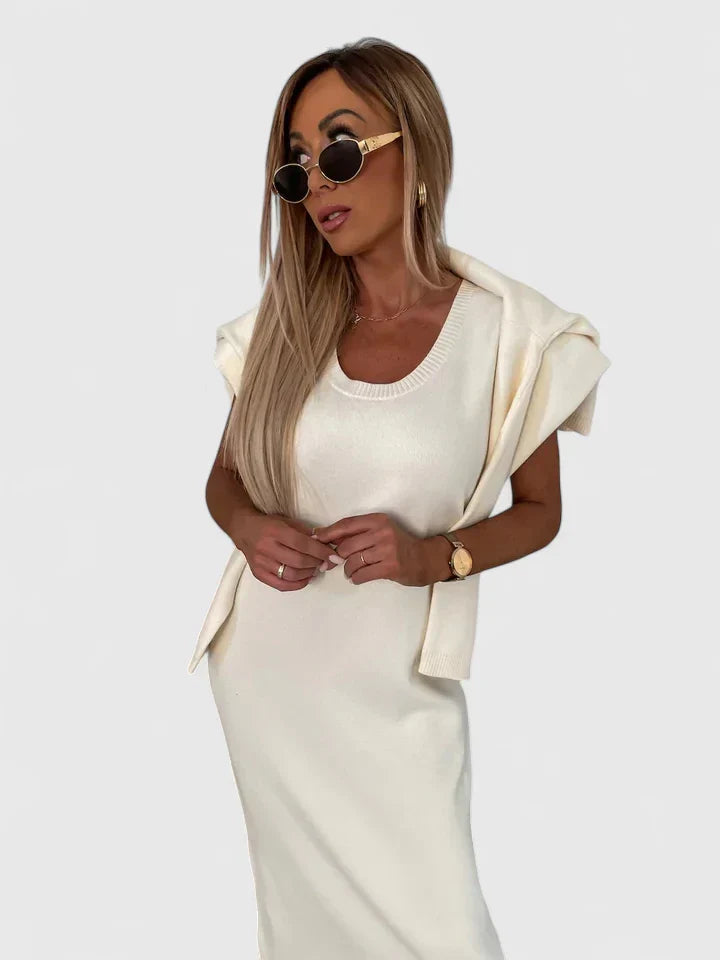 כריסטל - סט שמלה אלגנטית וסוודר עם צווארון גולף