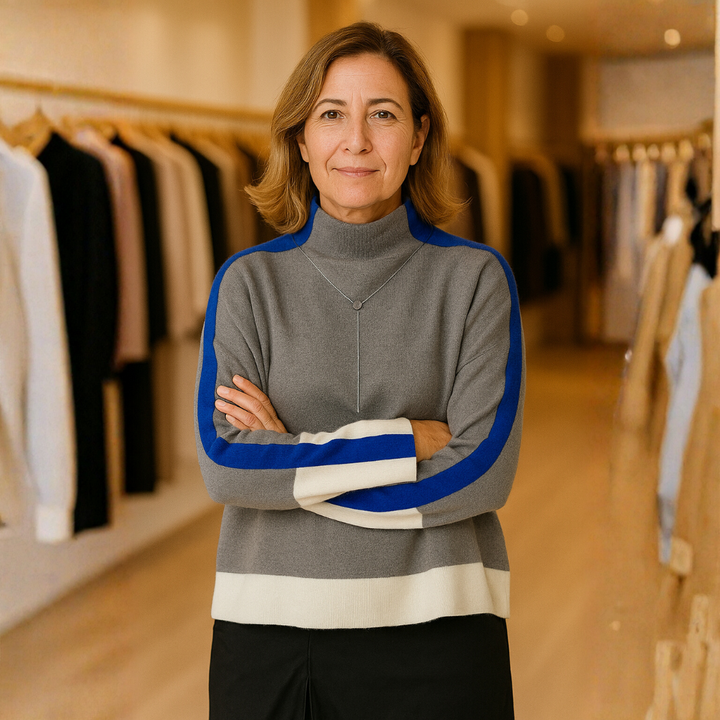 רינה – סוודר אלגנטי עם צווארון גבוה